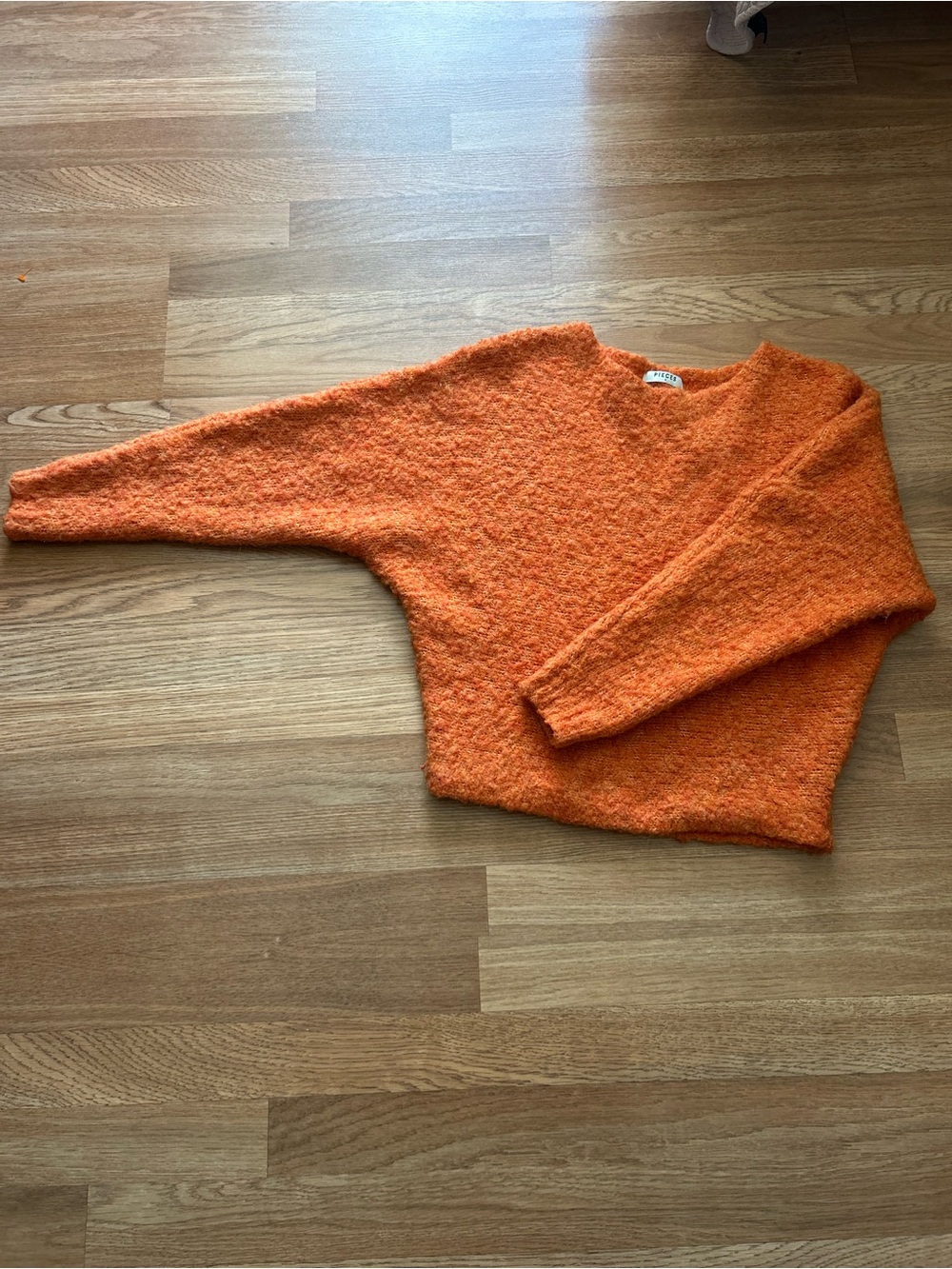 Pieces Women's Bright Orange Fuzzy Crewneck Sweater. Size Small